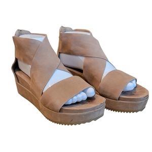 Eileen Fisher Elon Wedge Sandals Tan Leather Women's Size 8.5